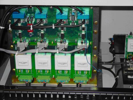Mặt trước Bộ cấp nguồn YP-904-5